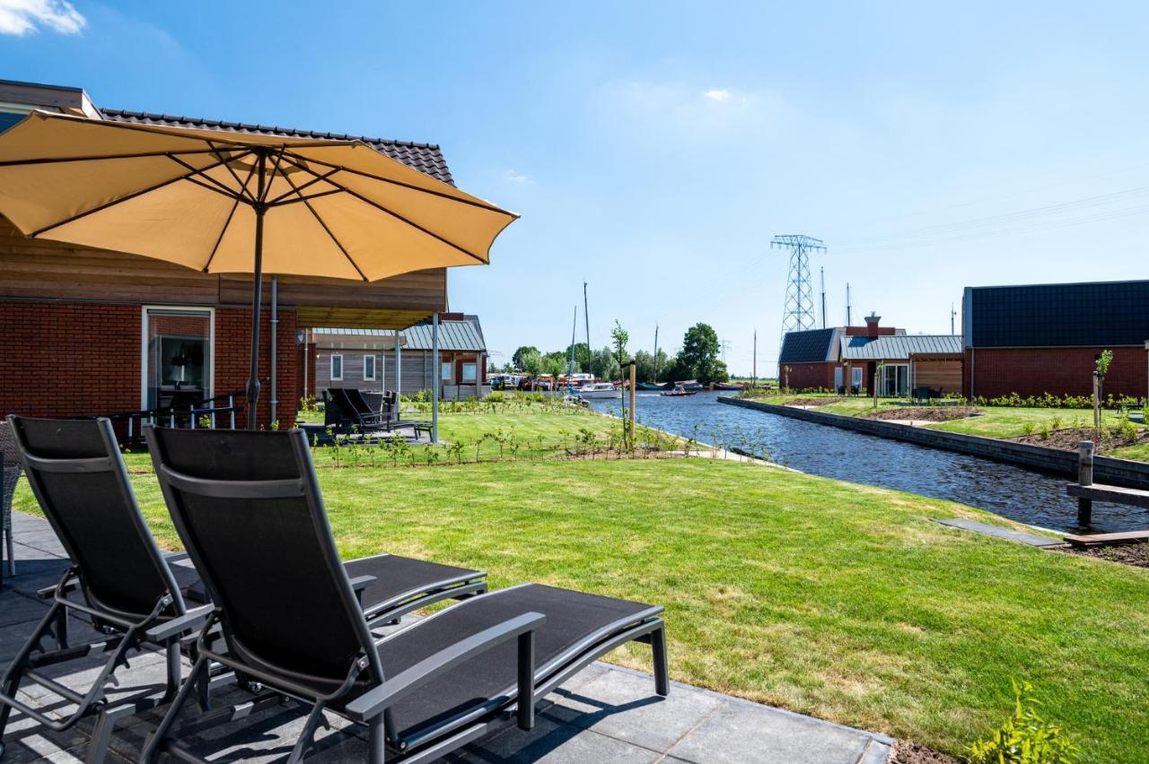 Hotel Recreatiepark Tusken De Marren Akkrum Esterno foto